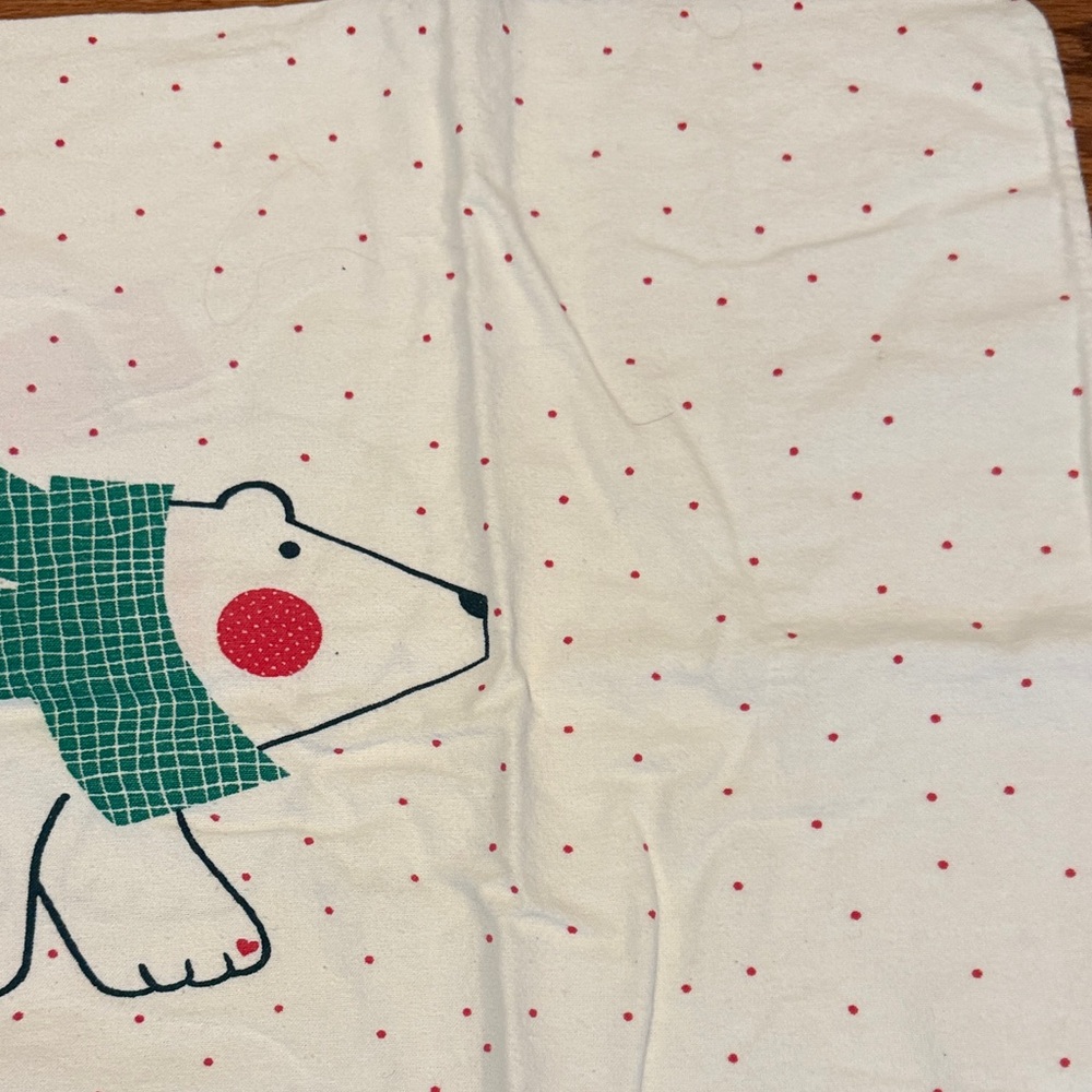Playful Polar Bear Print Flannel Cotton Twin Sheet Set. White w Red, Blue, Green - Picture 4 of 5